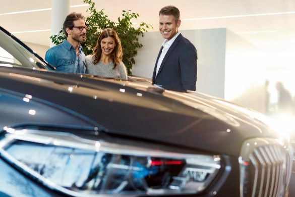 ПЛАГІН-ГІБРИДИ BMW З ПРОБІГОМ.